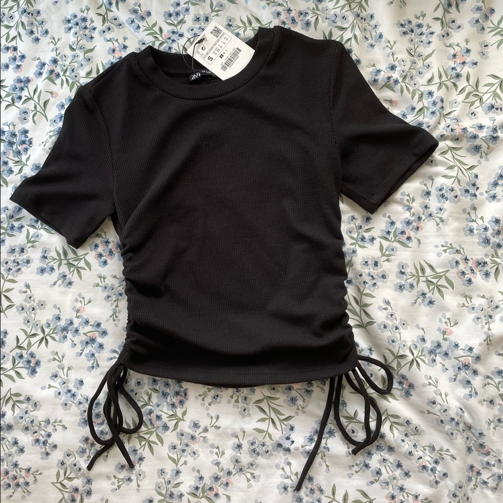 Zara cinch crop tshirt